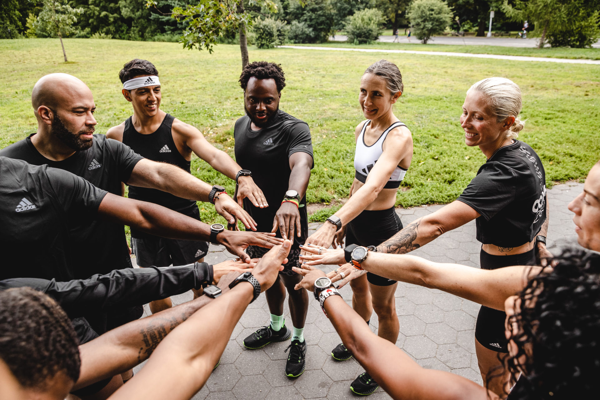 Adidas 4DFWD Thinkers - Merter Inci Creative digital design concept art direction